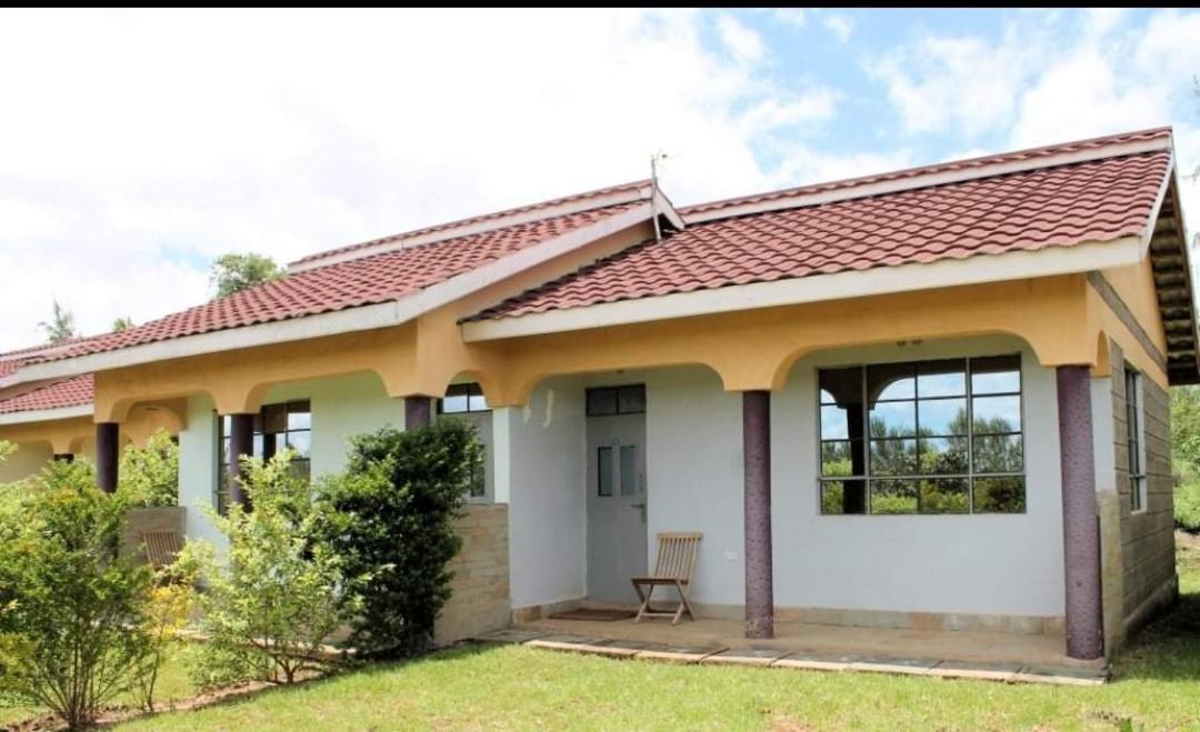 Buens Lugar Hotel Nanyuki Ngoại thất bức ảnh